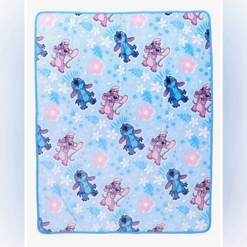 Disney Lilo & Stitch Plush Throw Blanket